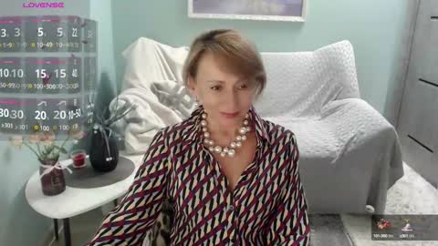 Snapshot of veronicagilbert chatting on September 2025 05:18:01 AM Helen online show from September 2025 05:18:01 AM
