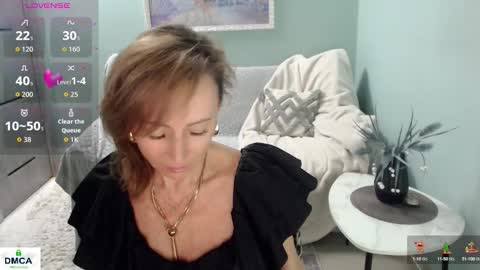 Snapshot of veronicagilbert chatting on October 2025 07:42:01 AM Helen online show from October 2025 07:42:01 AM