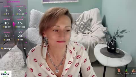 Snapshot of veronicagilbert chatting on October 2025 07:08:01 AM Helen online show from October 2025 07:08:01 AM