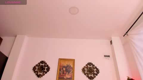 Veronica Gills online show from March 2026 09:30:02 PM