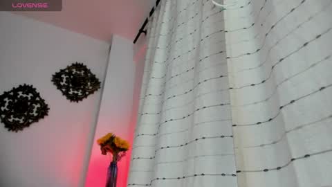 Veronica Gills online show from July 2026 07:38:01 PM