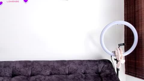 VeronicaTonu online show from September 2025 02:38:02 PM