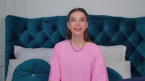 Snapshot of veronicavance chatting on May 2026 06:38:02 PM Veronica online show from May 2026 06:38:02 PM