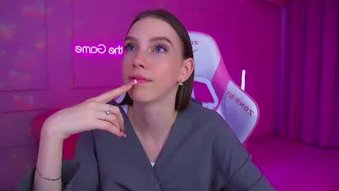 Veronica online show from July 2026 06:28:02 PM