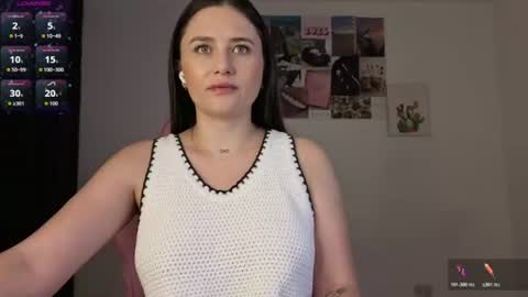 Snapshot of veronika__winslow_ chatting on June 2026 07:55:02 AM Vero online show from June 2026 07:55:02 AM