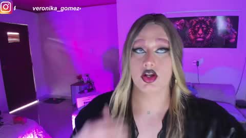 Snapshot of veronika_foxter chatting on May 2026 06:13:02 PM veronika gomez ind online show from May 2026 06:13:02 PM