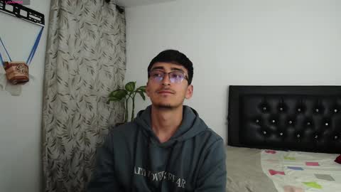 versatileguuy online show from September 2025 02:13:01 AM