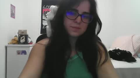 Snapshot of veruca99 chatting on November 2025 12:02:02 AM veruca99 online show from November 2025 12:02:02 AM