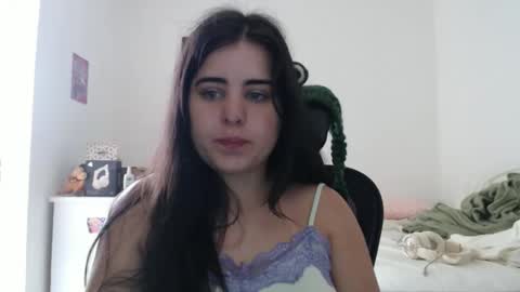 Snapshot of veruca99 chatting on December 2025 12:31:02 PM veruca99 online show from December 2025 12:31:02 PM