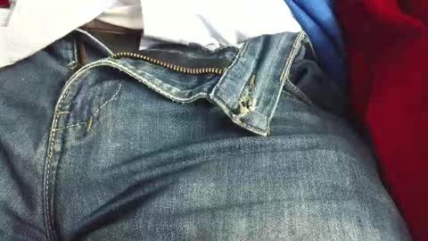 Erik online show from November 2025 06:24:01 AM