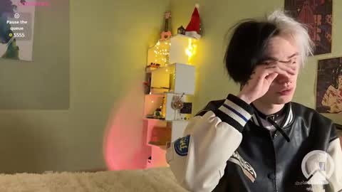 veryraretwins online show from February 2025 08:46:01 PM