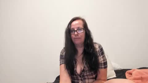 verysassypeachgoddess online show from April 2026 04:30:01 AM