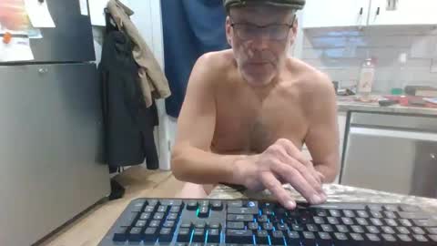 Snapshot of verysmallpeni chatting on December 2024 09:49:01 AM verysmallpeni online show from December 2024 09:49:01 AM