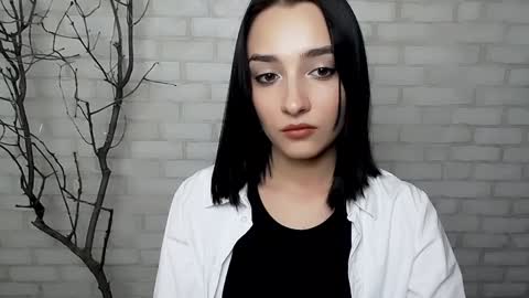 Ana online show from January 2025 07:10:02 PM