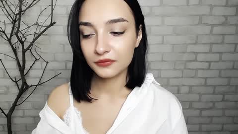 Ana online show from February 2025 02:13:02 PM