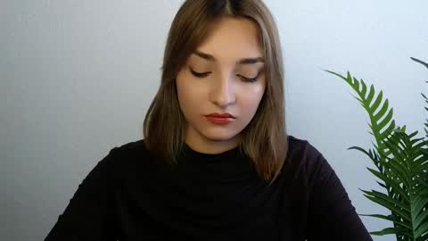 Snapshot of veryveryshygirl chatting on May 2026 07:15:02 AM Ana online show from May 2026 07:15:02 AM
