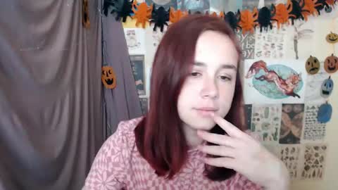 veryveryvery_shy online show from October 2025 05:49:02 AM