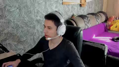 vialeras online show from March 2025 10:00:02 AM