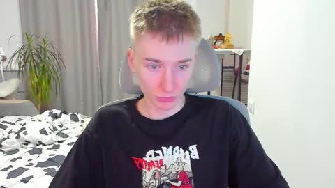 Snapshot of vibemygirl chatting on December 2025 09:04:02 AM vibemygirl online show from December 2025 09:04:02 AM