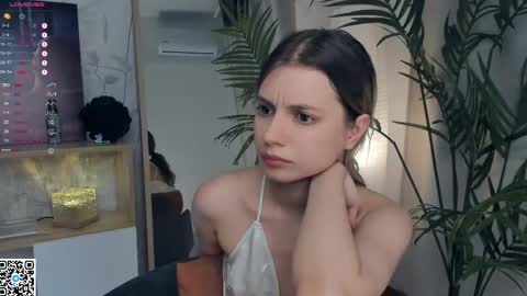 Mikky online show from February 2025 02:15:02 PM