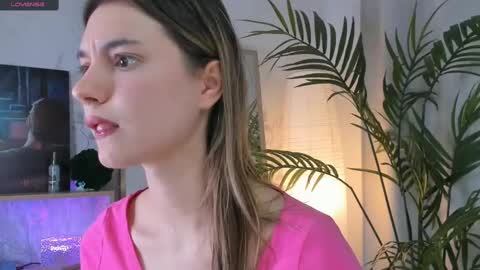 Mikky online show from February 2025 11:10:01 AM