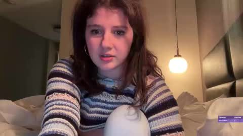 Snapshot of vibeshere chatting on February 2026 05:14:01 AM vibeshere online show from February 2026 05:14:01 AM