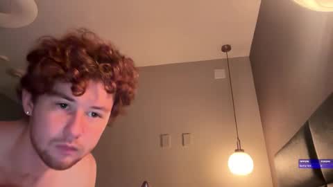 Snapshot of vibeshere chatting on February 2026 04:42:02 AM vibeshere online show from February 2026 04:42:02 AM