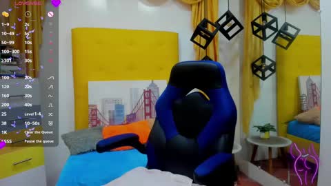 Snapshot of vic_nahomy chatting on February 2025 12:43:02 PM nahomy online show from February 2025 12:43:02 PM