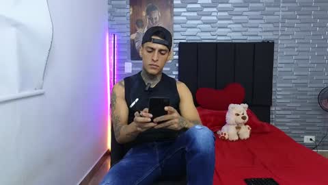 Victor cardenas online show from January 2025 10:09:01 PM