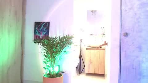 Vicky  online show from February 2025 11:53:02 PM