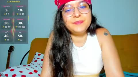Snapshot of vicky_cristinax chatting on April 2026 12:22:02 AM Vicky online show from April 2026 12:22:02 AM