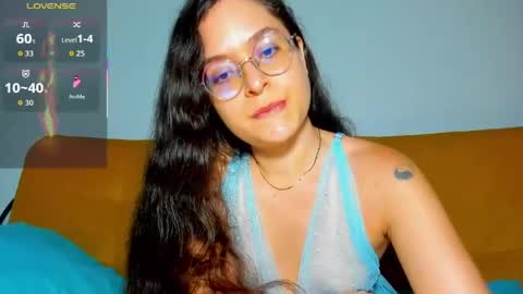 Snapshot of vicky_cristinax chatting on April 2026 10:29:01 PM Vicky online show from April 2026 10:29:01 PM
