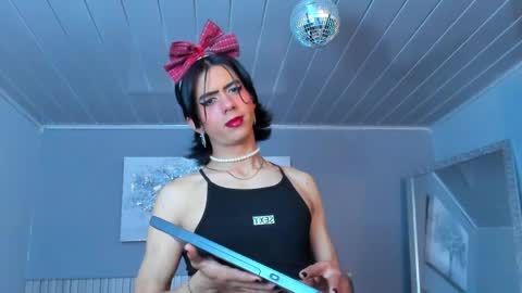  Vicky  online show from April 2026 02:20:01 PM