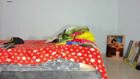 vicky manuela online show from April 2026 02:56:01 AM