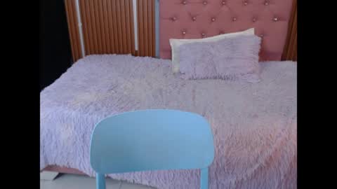 Victoria y Danniela online show from June 2026 06:57:02 PM
