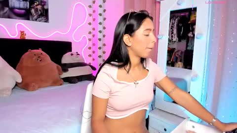 VICTORIA 3 online show from November 2025 12:11:02 AM