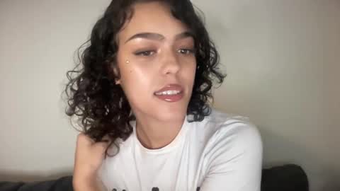 Goddess Victory  online show from December 2024 02:22:02 AM