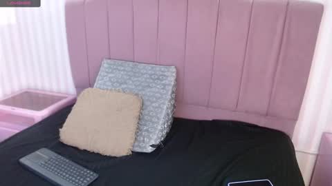 Snapshot of victoria017 chatting on March 2025 05:31:02 AM Victoria online show from March 2025 05:31:02 AM