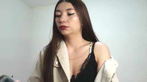 Victoria  online show from March 2026 04:28:02 AM