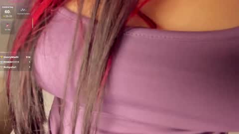 Victoria online show from November 2025 11:04:02 PM