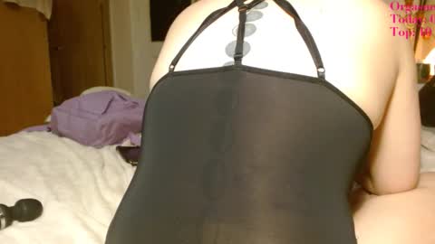 Snapshot of victoria97 chatting on September 2025 08:58:02 PM Victoria97 online show from September 2025 08:58:02 PM