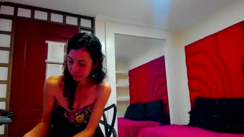 Snapshot of victoria__grey_ chatting on May 2026 07:55:02 PM Victoria grey online show from May 2026 07:55:02 PM