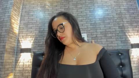 victorira online show from January 2026 07:06:02 PM