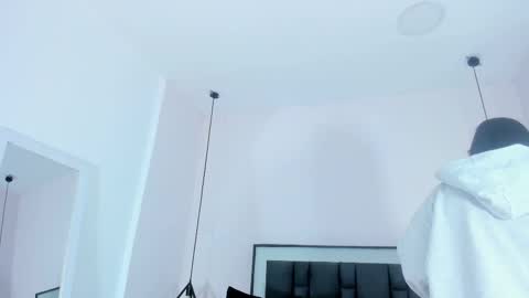 Snapshot of victoria_cooper3 chatting on November 2025 11:32:02 AM valentina online show from November 2025 11:32:02 AM