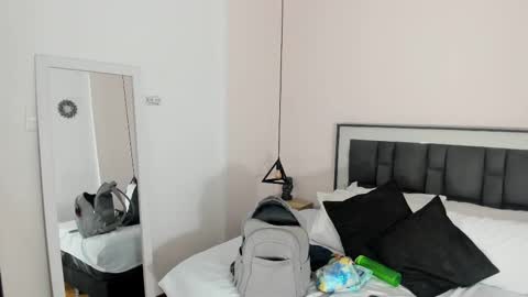 Snapshot of victoria_cooper3 chatting on November 2025 09:55:02 AM valentina online show from November 2025 09:55:02 AM