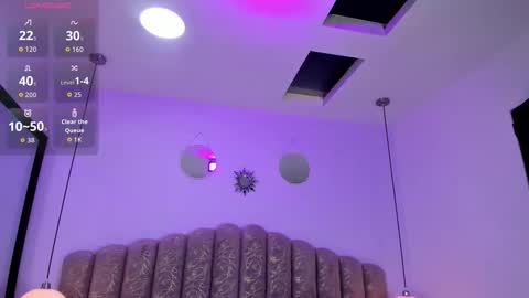 valentina online show from February 2026 12:04:02 PM