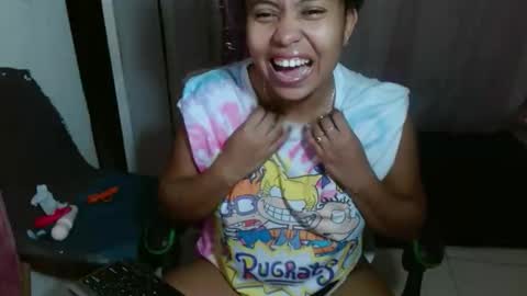 Snapshot of victoria_miler chatting on November 2025 09:26:02 PM VICKY online show from November 2025 09:26:02 PM