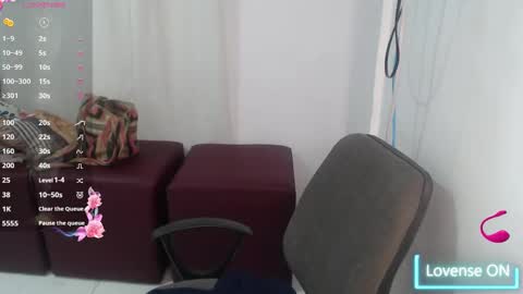 victoria online show from February 2025 02:05:02 AM