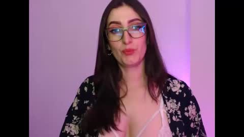 Victoria online show from January 2025 07:59:02 PM