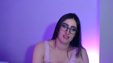 Victoria online show from January 2025 11:39:01 PM